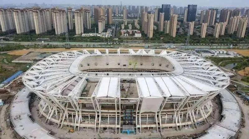 2023年亞洲杯易地舉辦，10座球場的建設工程怎么辦？