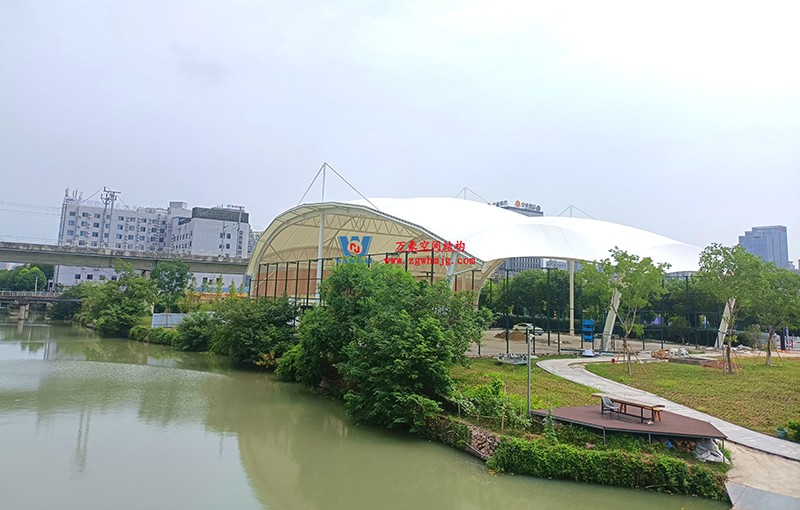 溫州惠民路西側綠地球場PTFE膜結構項目